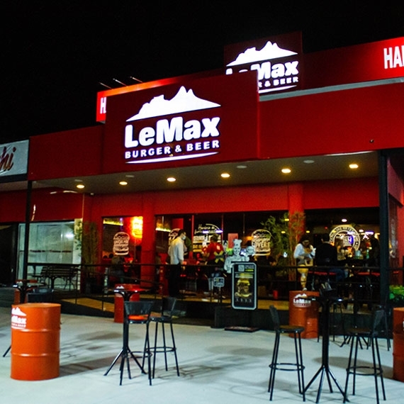 Restaurante: LeMax Hamburgueria — 4